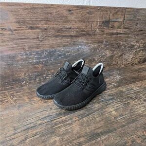 Sleek Epicstep Black Women's Athletic Shoes